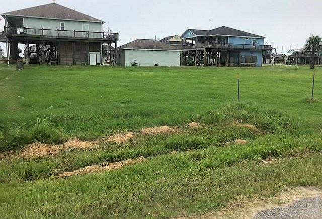 2nd image of 933 Kenlyn Dr