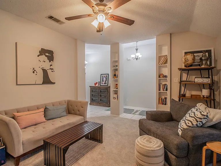 436 Hillside Dr — Photo 8