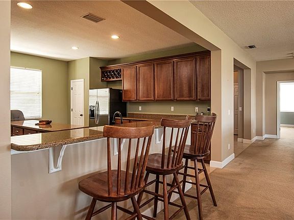 4th image of 114 Salazar Ln