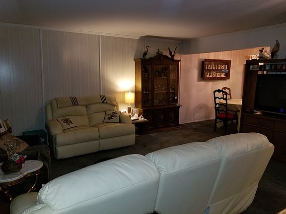 3rd image of 23 Maglie Dr