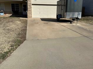 600 W Songbird St, Derby, KS 67037