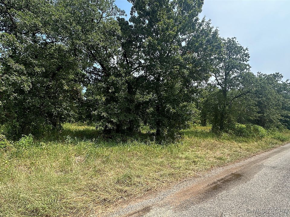 2nd image of 2238 Edge Rd