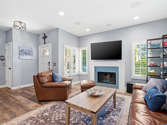 4th image of 111 Mayfair
