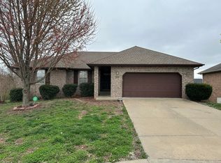 1932 Holly Springs Ave, Nixa, MO 65714