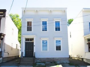 74 N 6th St, Hudson, NY 12534