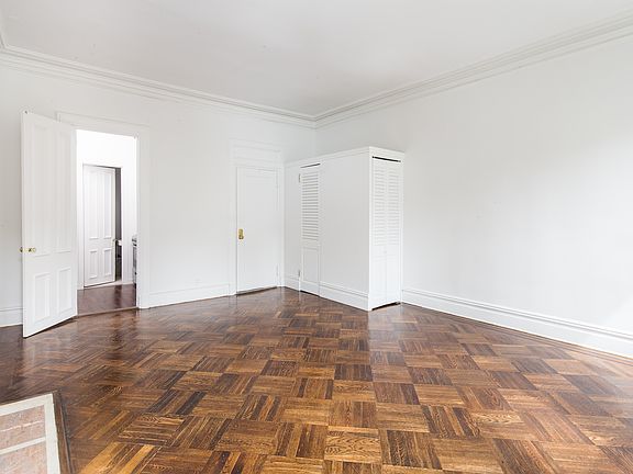 5th image of 235 E 62nd St APT 3F