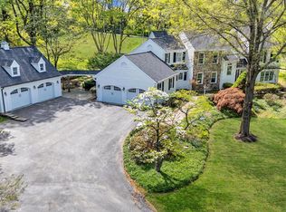 701 Haldane Dr, Kennett Square, PA 19348