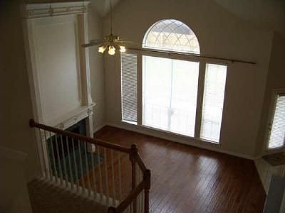 4th image of 4304 Narberth Dr