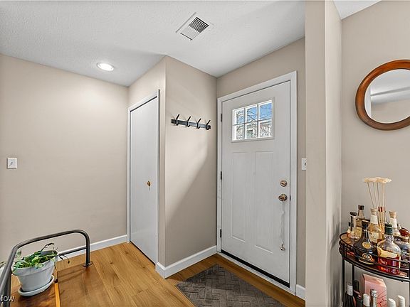 3rd image of 3239 Bay Landing Dr #30