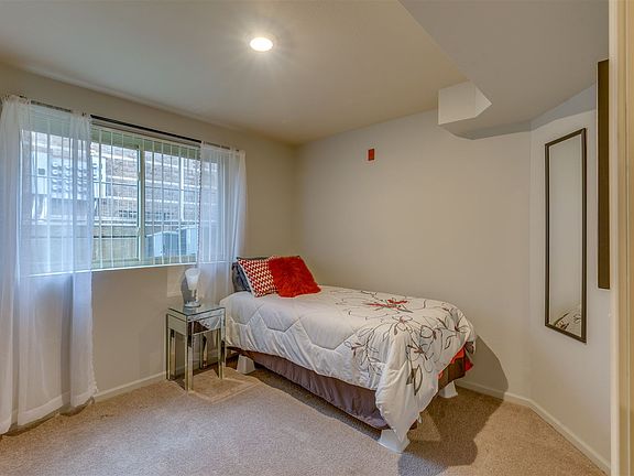 CedarGreen_Bedroom1