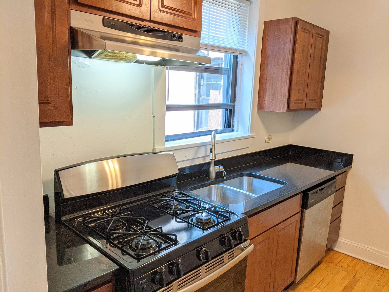 1 bed, $1,795 — Photo 3