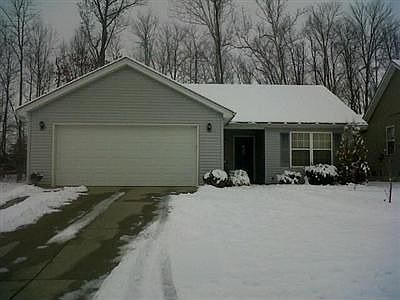 1st image of 924 Twin Oaks Dr