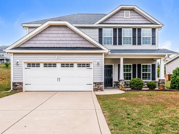 252 Lanier Pl, Clayton, NC 27527