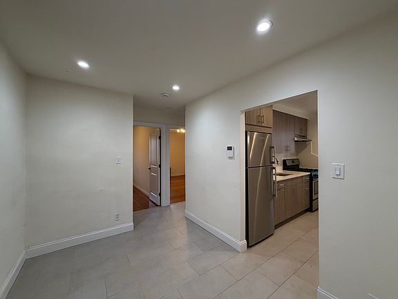 4th image of 22-44 35th St #2R