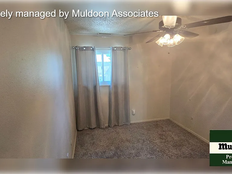 130 Scotland Rd #D — Photo 4