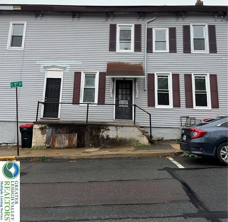 223 S 1st St — Photo 1
