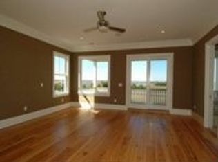 6 Parrothead Ln, Charleston, SC 29403