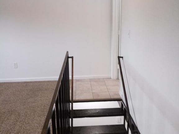 5th image of 1117D Hollander St