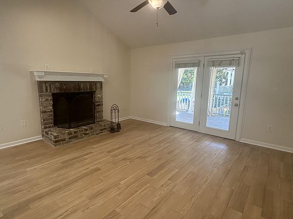 4th image of 2041 Woodland Shores Rd