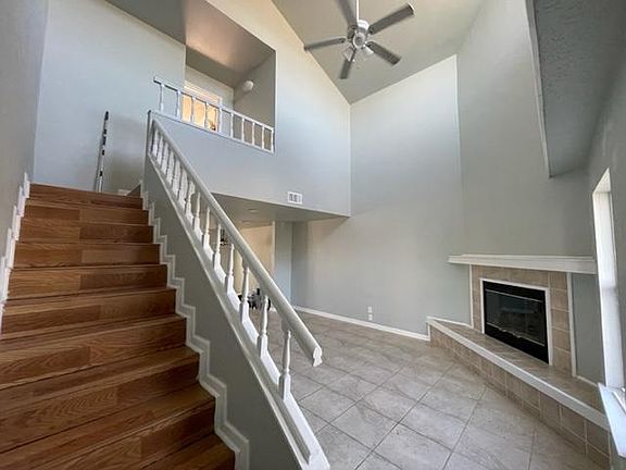 4th image of 805 W 26th St