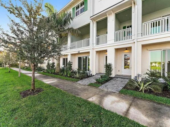 12677 Machiavelli Way, Palm Beach Gardens, FL 33418