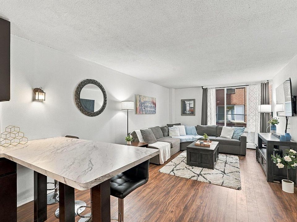 1st image of 1409 N Prospect AVENUE #102