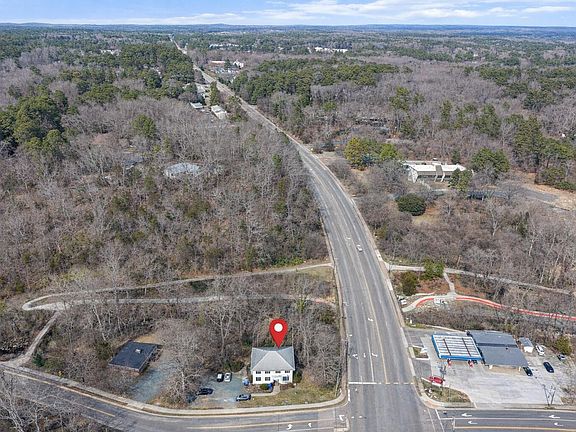 5th image of 100 Umstead Dr Units A & B