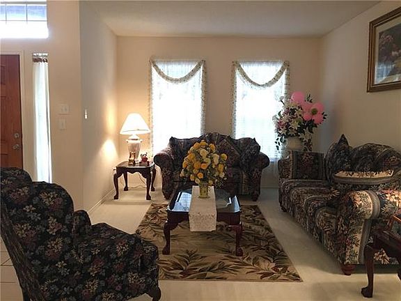 4th image of 518 Pearl Ct