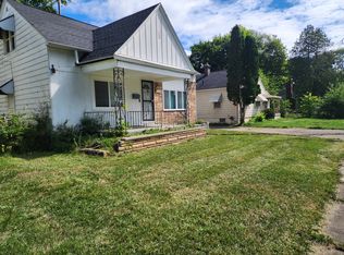 2832 Begole St, Flint, MI 48504