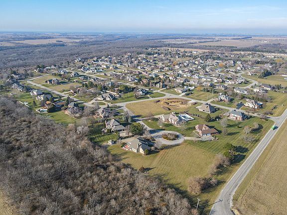 5th image of 1007 Country Ln