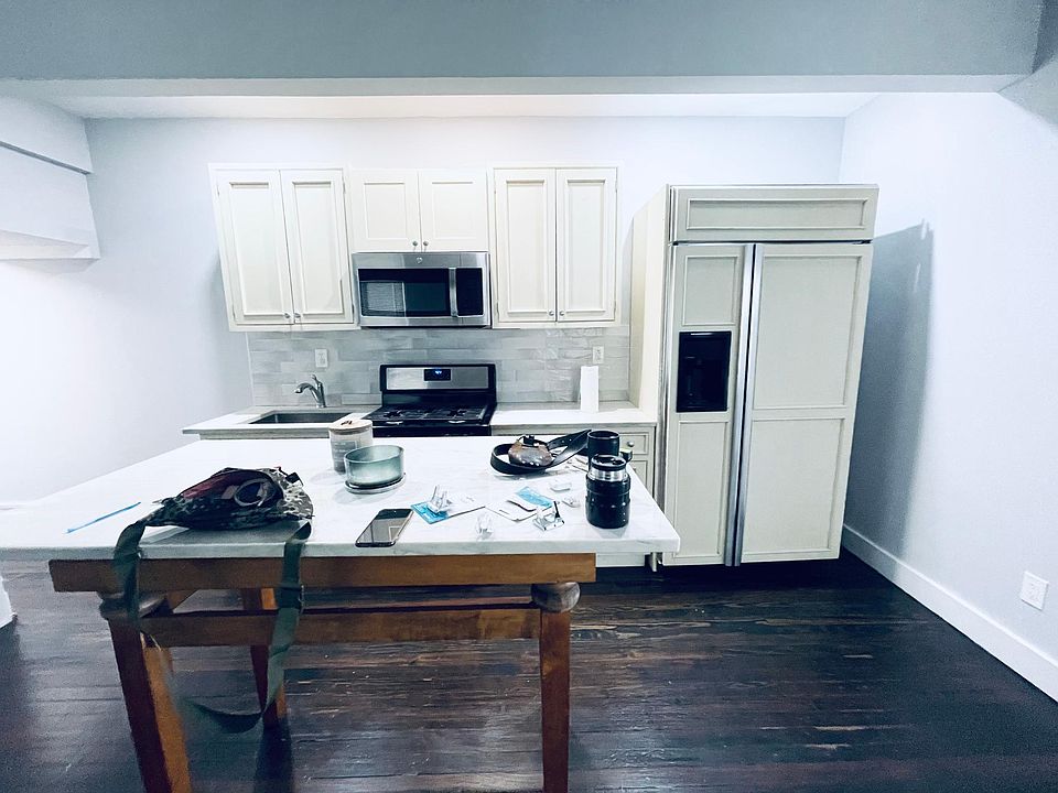 1st image of 174 Cottage Ave #1