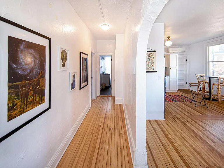 2220 E Colfax Ave — Photo 25