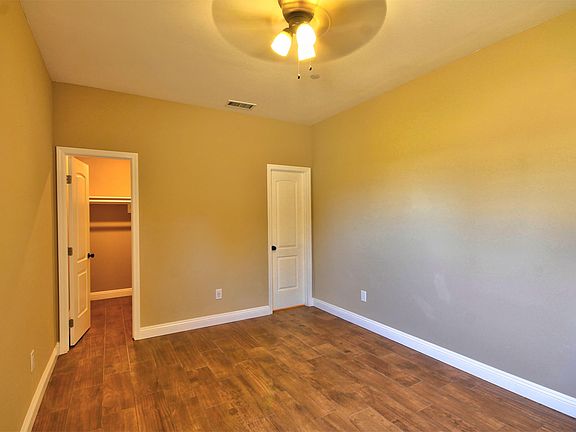 5th image of 2818 D Ave #1