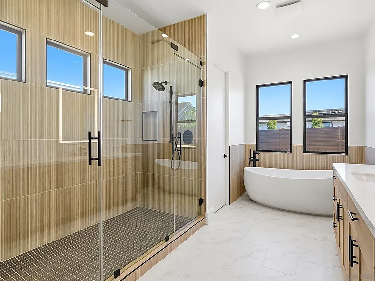425 Bell Ranch Rd — Photo 23
