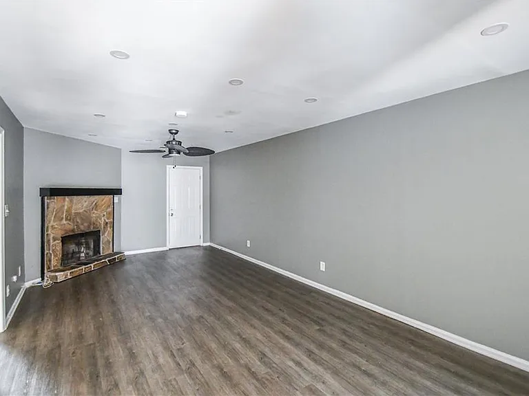 735 Oak Dr — Photo 26