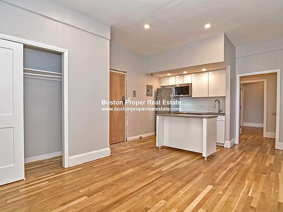 829 Boylston St. #302 Boston - Back Bay Unit Photo 4 (2)
