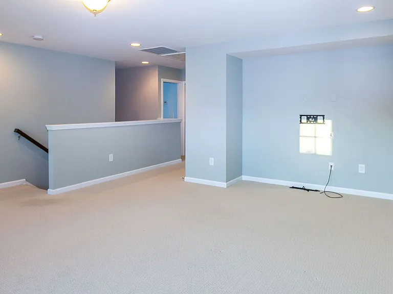 5818 Glenmore Garden Dr — Photo 17
