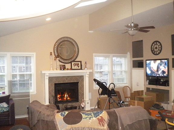 4th image of 20613 Cedar St