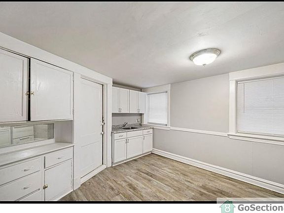 4th image of 3912 N Christiana Ave