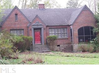 1870 Montrose Dr, East Pt, GA 30344