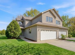 113 Andresen Ct, Dekalb, IL 60115