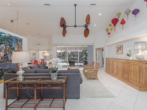 3rd image of 3912 Crooked Island Dr