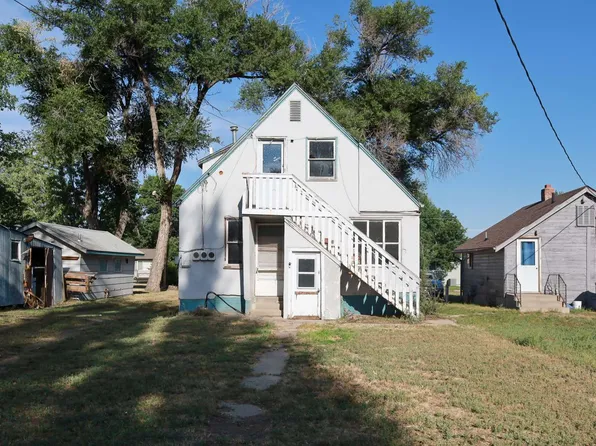 414 N Nowlan Ave, Glendive, MT 59330