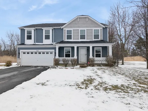 1110 Walker Ct, Antioch, IL 60002