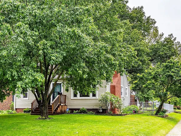 3722 Adams Ave, Des Moines, IA 50310