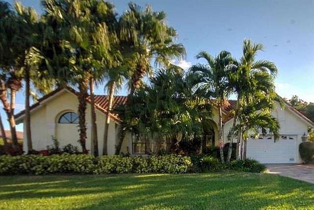 1st image of 10212 Canoe Brook Cir