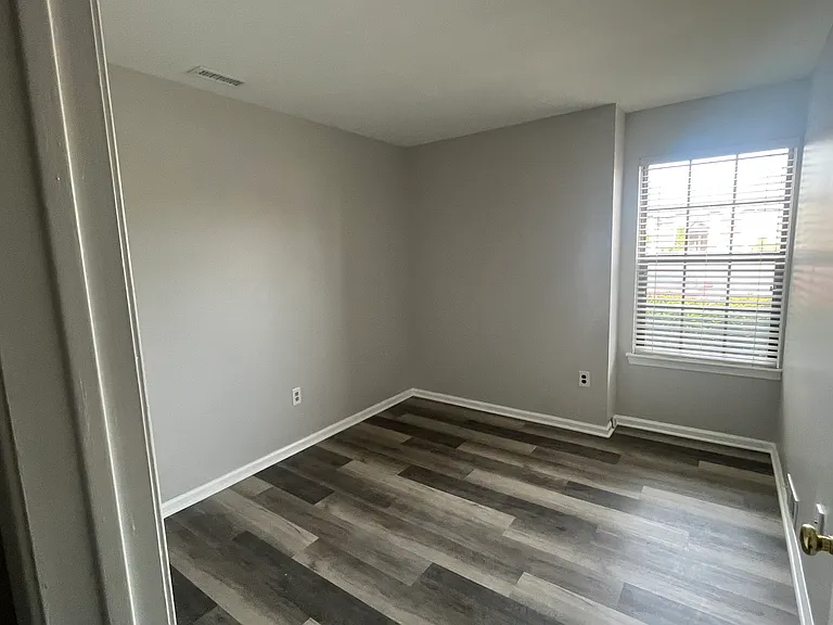 314 Georgia Ct #13 — Photo 16