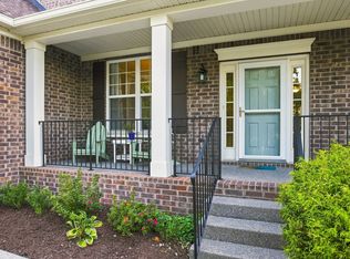 719 Crestmark Dr, Mount Juliet, TN 37122