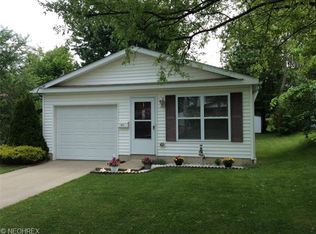 517 Brittain Rd, Akron, OH 44305