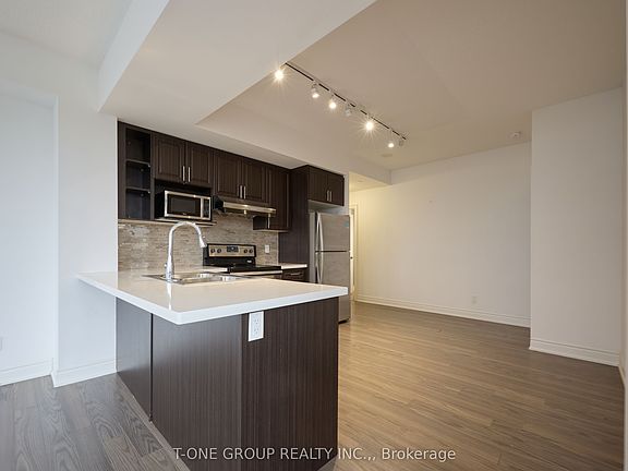 3rd image of 99 S Town Centre Blvd #611